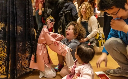 US celebrates Chinese New Year with Taishun string puppet show