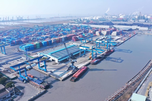 Jiaxing Port sees booming start to the year