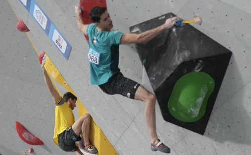 In pics: IFSC Boulder World Cup