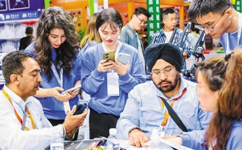 Yiwu welcomes growing number of foreign merchants