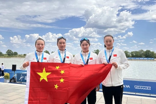 Li Dongyin clinches bronze at Canoe Sprint World Cup