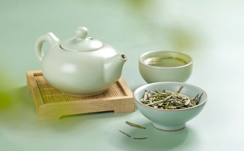 Hangzhou unveils first national standard Longjing tea samples