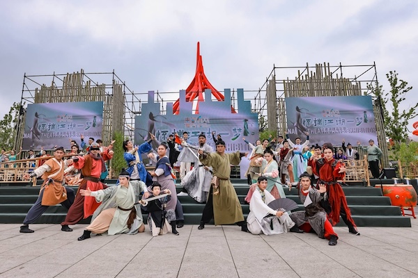 Culture Beat: Immersive theater extravaganza unfolds in Jiaxing