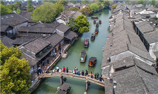 Temple fair held in historic town of Wuzhen