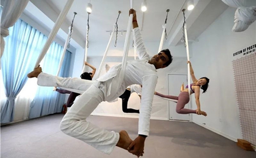 Indian yoga coach finds his haven in Changxing 