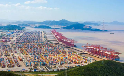 Ningbo Zhoushan Port's container throughput hits a new-record high