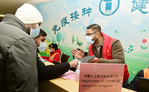 ​Foreigners in Jinhua contribute to fight against pandemic
