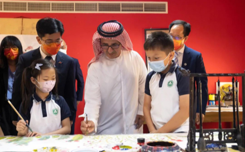 Student paintings express Sino-Arabic connections