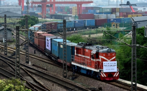East China's Jinhua sees 2,500 China-Europe freight train trips