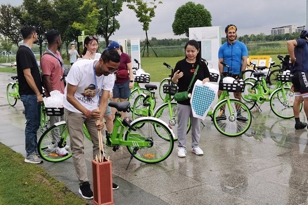 Jiaxing expats celebrate Asian Games with sports