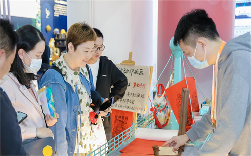 Hangzhou's cultural industry thrives