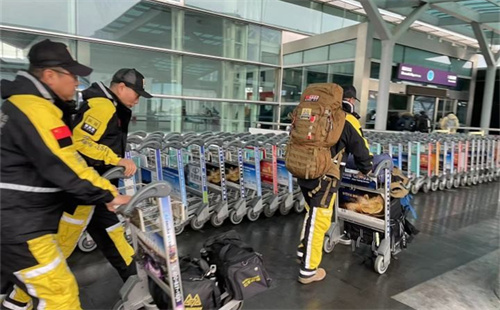 Zhejiang rescue team participates in earthquake relief