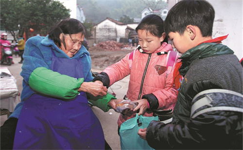 Quzhou mourns 'Breakfast Nanny'