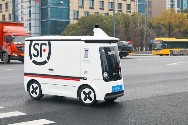 Jiaxing launches first batch of unmanned delivery vehicles