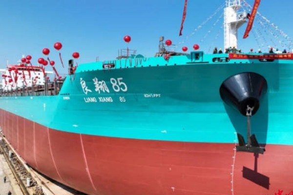 Taizhou-made container ship for China-Arab trade boasts largest tonnage