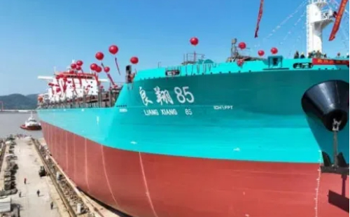 Taizhou-made container ship for China-Arab trade boasts largest tonnage