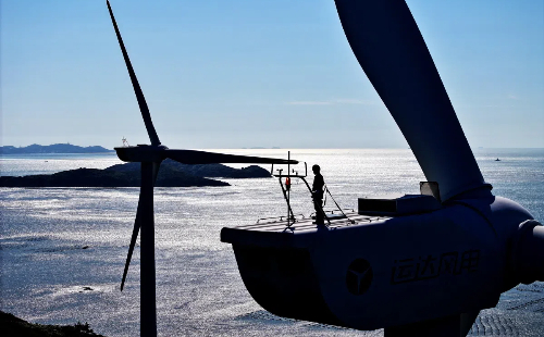 Turbine makers riding favorable winds