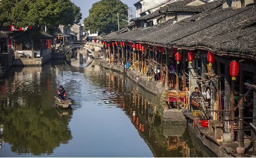 Savoring fine wines and enjoying folk traditions in Shaoxing