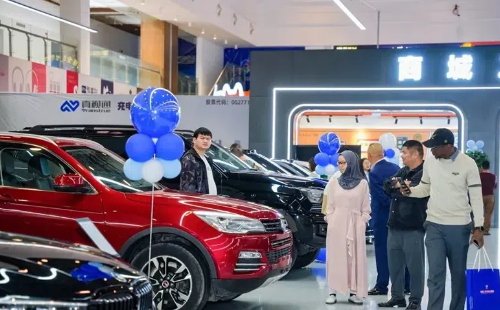 Used car export base unveiled in Jinhua's Yiwu