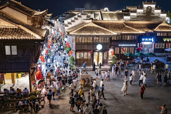 Explore cultural depth in Taizhou's Ziyang Street