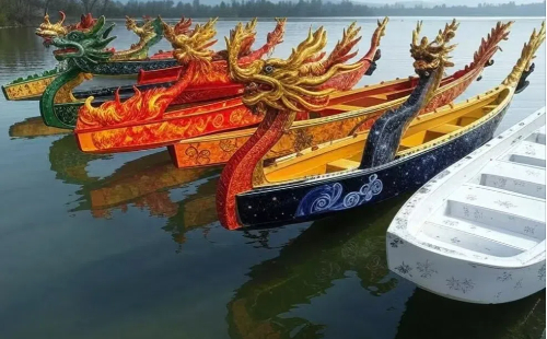 Yinzhou dragon boats arrive in Bulgaria