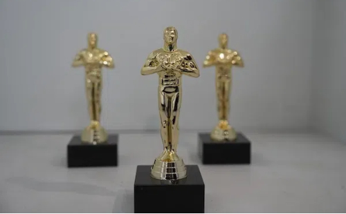 World's only authorized Oscar figurines made in Ningbo