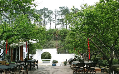Meilong Cottage