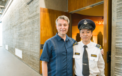 US expat's fondness for Ningbo Museum