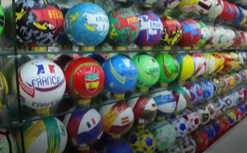 Yiwu sees order surge for football World Cup gear