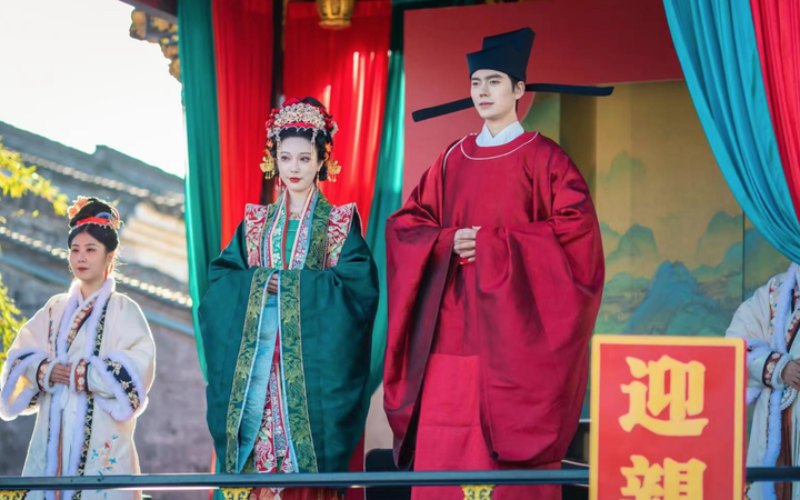Song Dynasty wedding ceremony held in Shaoxing