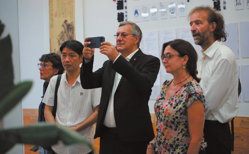Italian official expresses gratitude for Wenzhou residents' good deeds