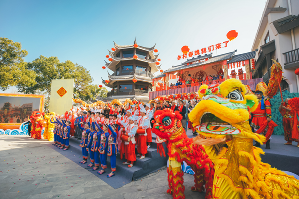 Village Spring Festival galas shine bright in Lishui