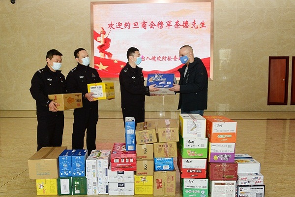​Foreigners in Jinhua contribute to fight against pandemic