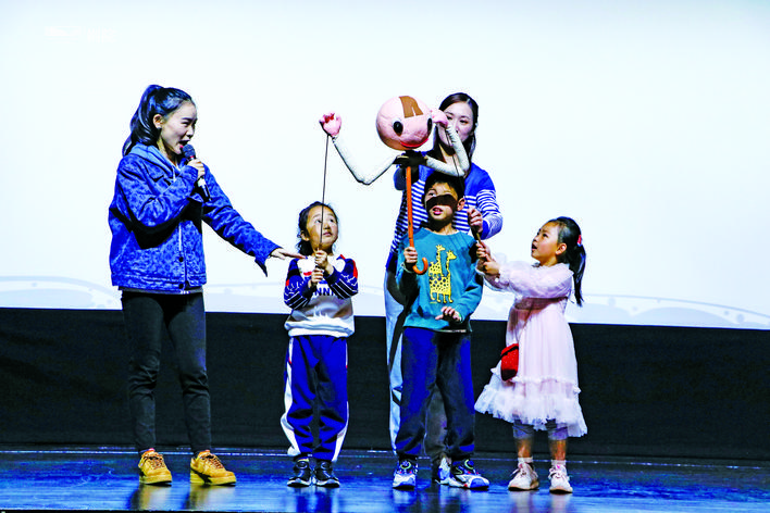 Yiwu promotes traditional culture among kids