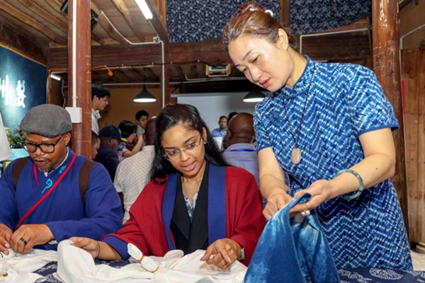 African expats experience traditional culture in Wucheng
