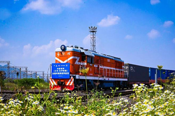 Yiwu launches timetabled China-Europe freight train