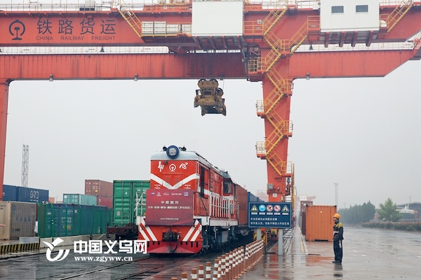 Yixin'ou freight train achieves new milestones in 2024