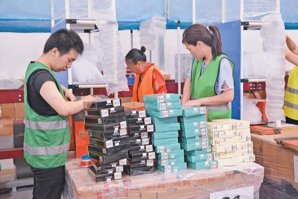 Yiwu's express deliveries surge by 14.03% in first 8 months