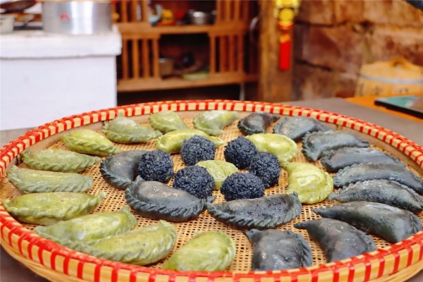 Innovation meets tradition: Delectable wumi qingmingguo in Jinhua