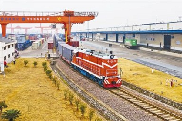 1st China-Laos freight train in 2022 departs Jinhua
