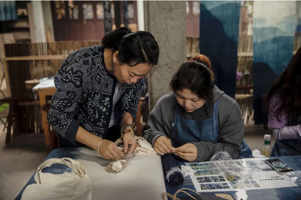 Li Haiyan: Championing heritage crafts