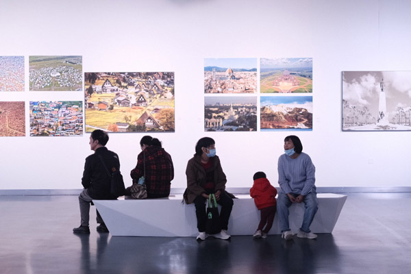 Intl photography exhibition underway in Lishui