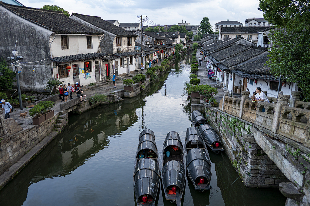 Shaoxing's private enterprises shine as third largest in Zhejiang