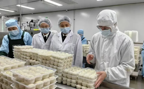 Shengzhou steamed buns expand overseas