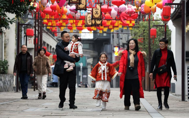 Zhejiang tourism revives during Spring Festival