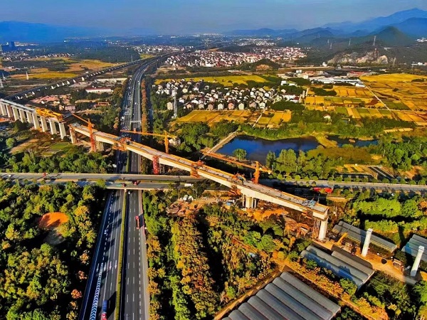 Progress made on Hangzhou-Wenzhou high-speed railway