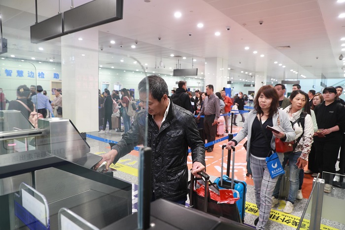 Wenzhou airport resumes fast-track clearance service