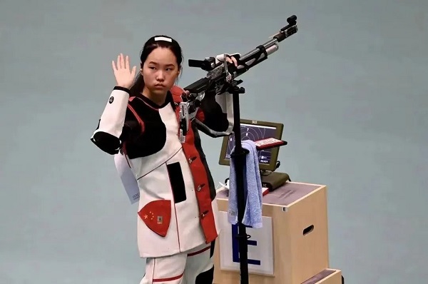 Wenzhou girl clinches 10-m air rifle gold at Lima World Cup