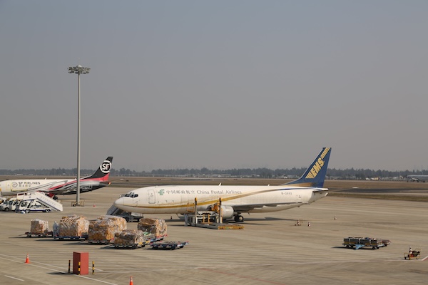 Wenzhou airport surpasses 20,000 tons of intl cargo in 2023