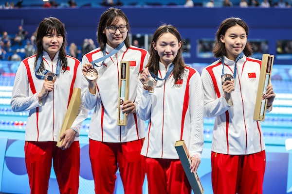 Liu Yaxin wins Wenzhou's first Olympic medal in women's swimming